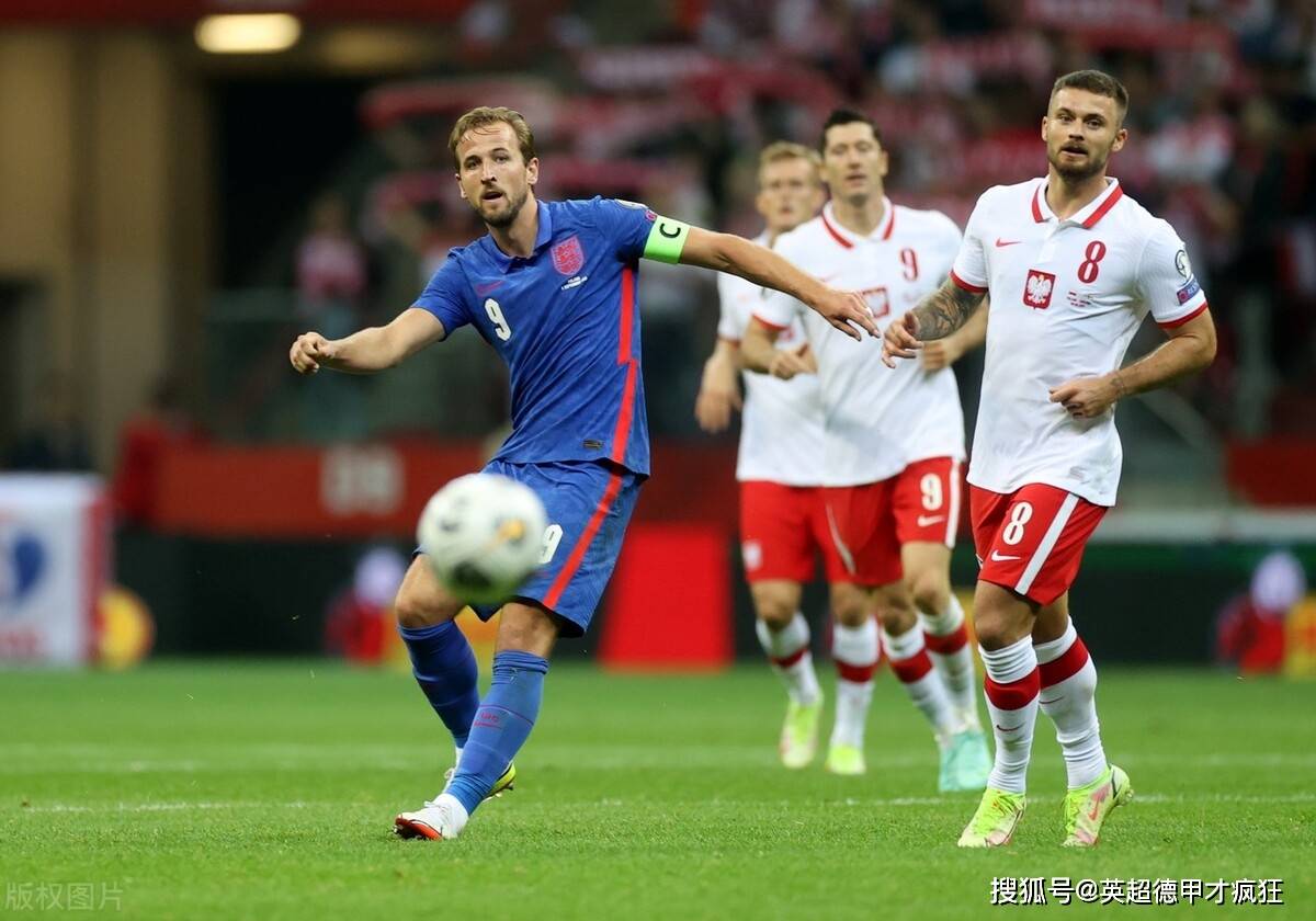 波兰队逆转英格兰队，奥恰洛夫扛起全队