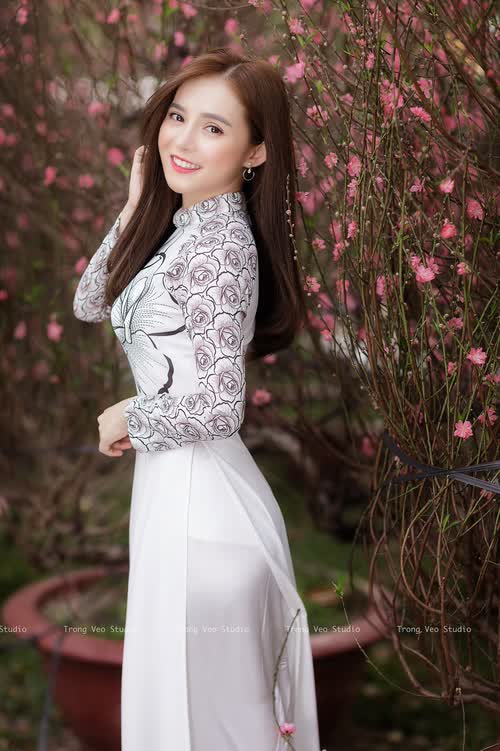非洲雄狮的西班牙心脏，2026，加维如何用反足球摧毁捷克，为喀麦隆加冕