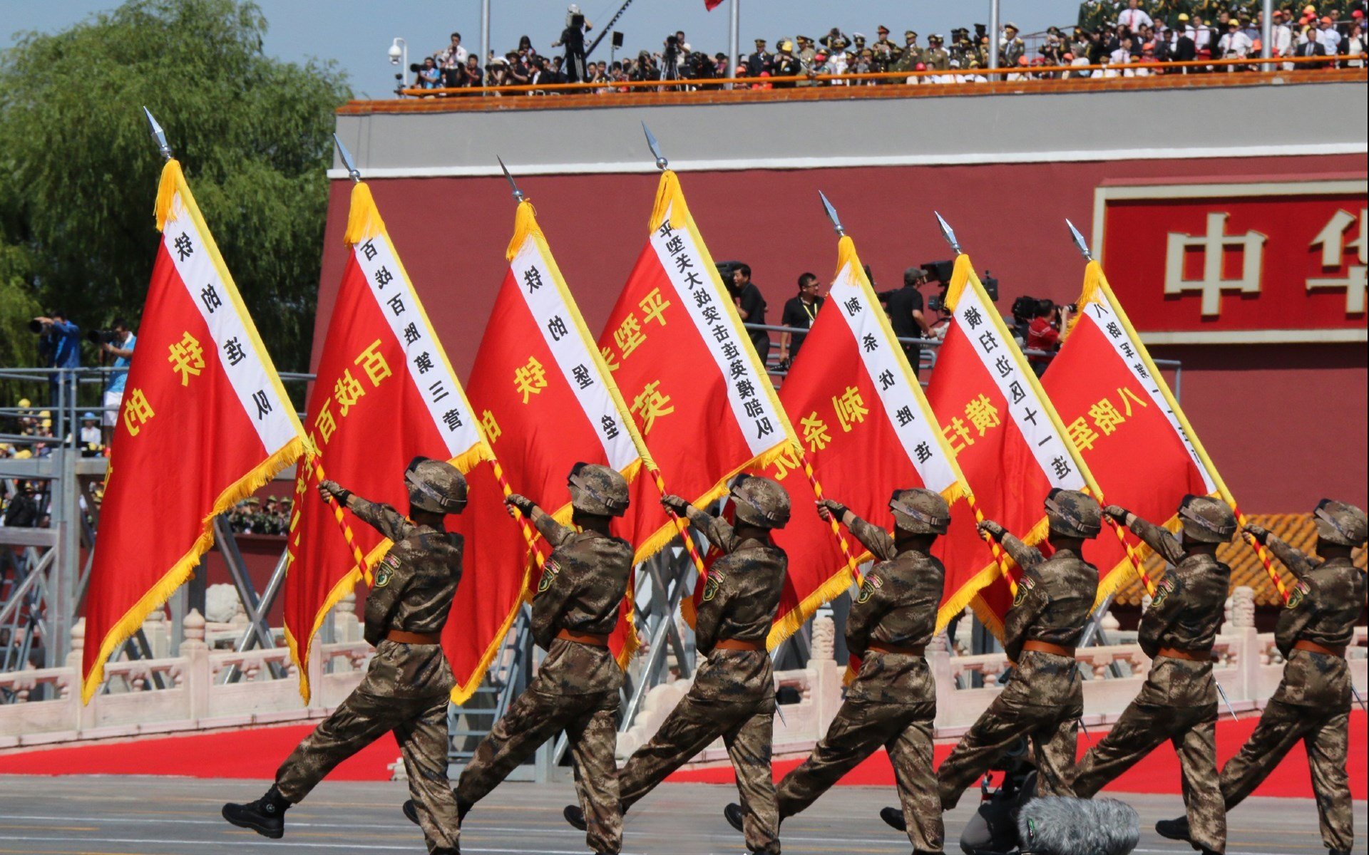 诸神的黄昏与黎明,2026,哈基米的压哨绝杀,为两个时代的背影镀上金边